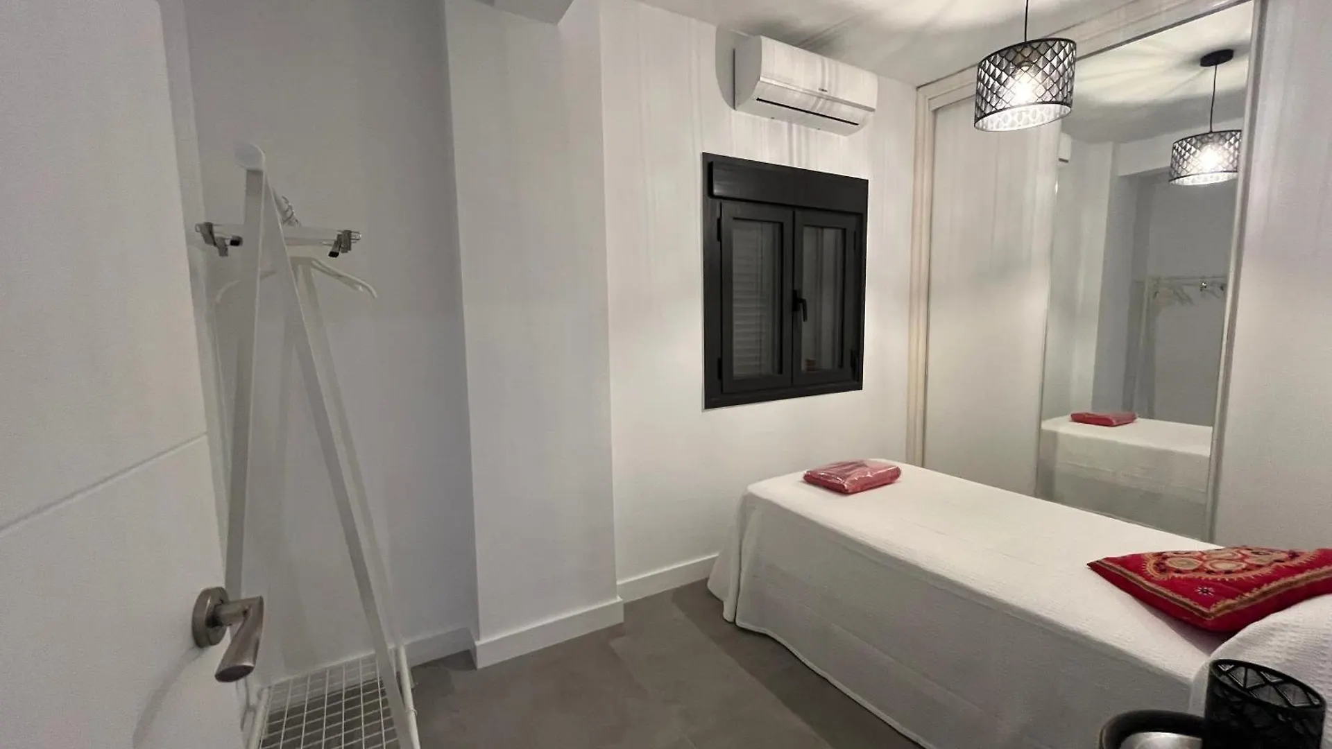 Luis Montoto Apartment Seville